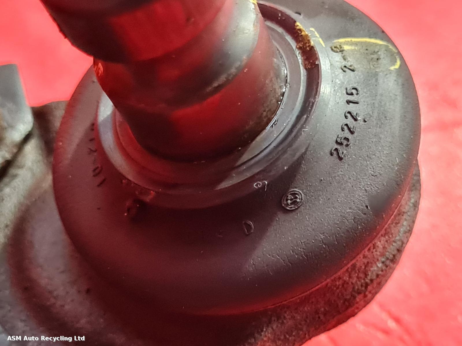 View Auto part RF Lower Control Arm Volvo Xc60 2015