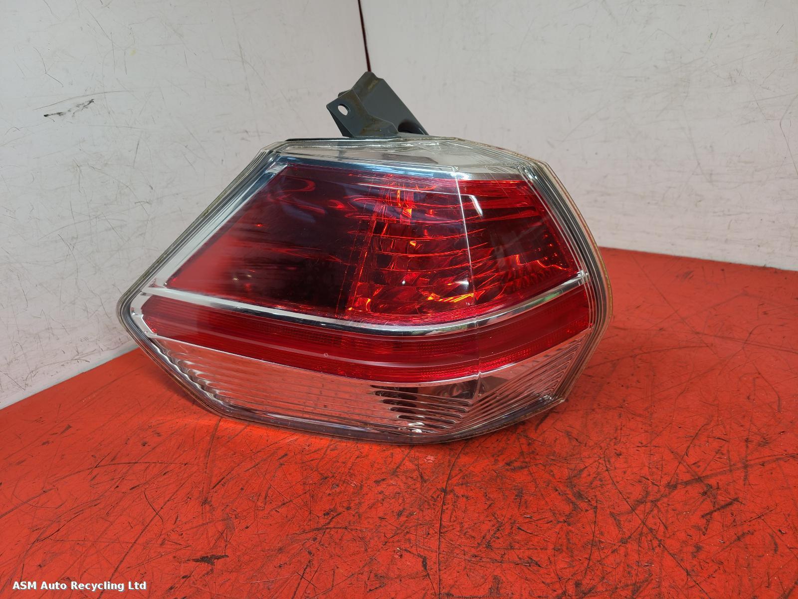 View Auto part L Taillight Nissan X Trail 2017