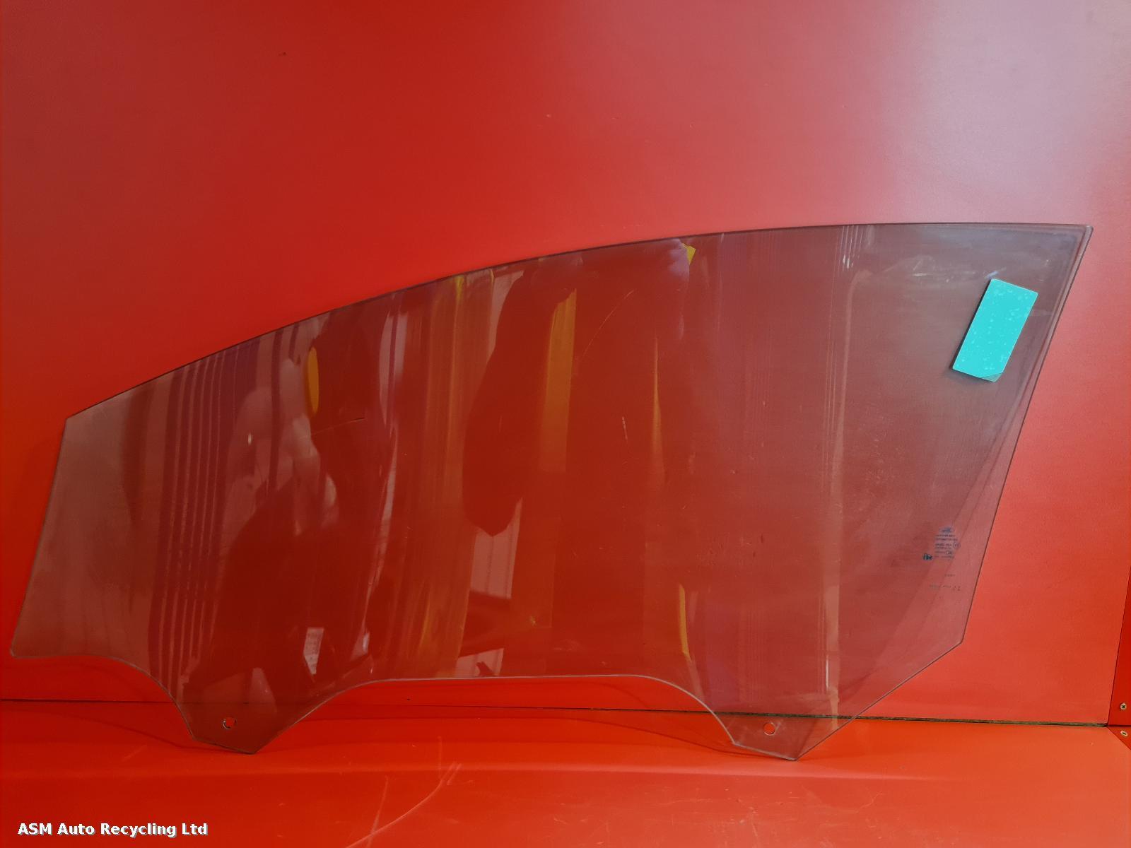 View Auto part RF Door Window Ford Fiesta 2015