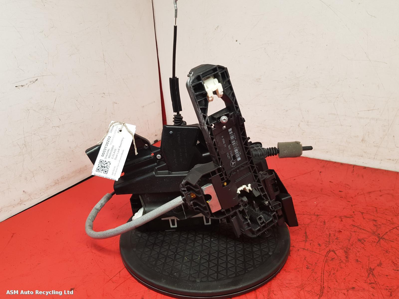 View Auto part Door Lock Assembly Mercedes C Class 2012