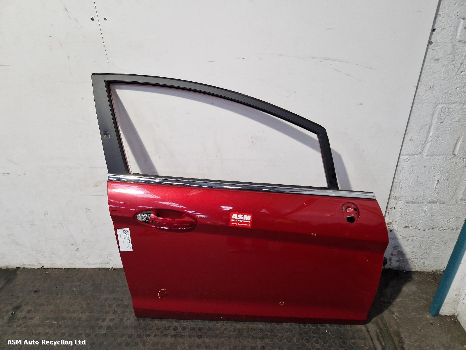 View Auto part R Front Door Ford Fiesta 2015