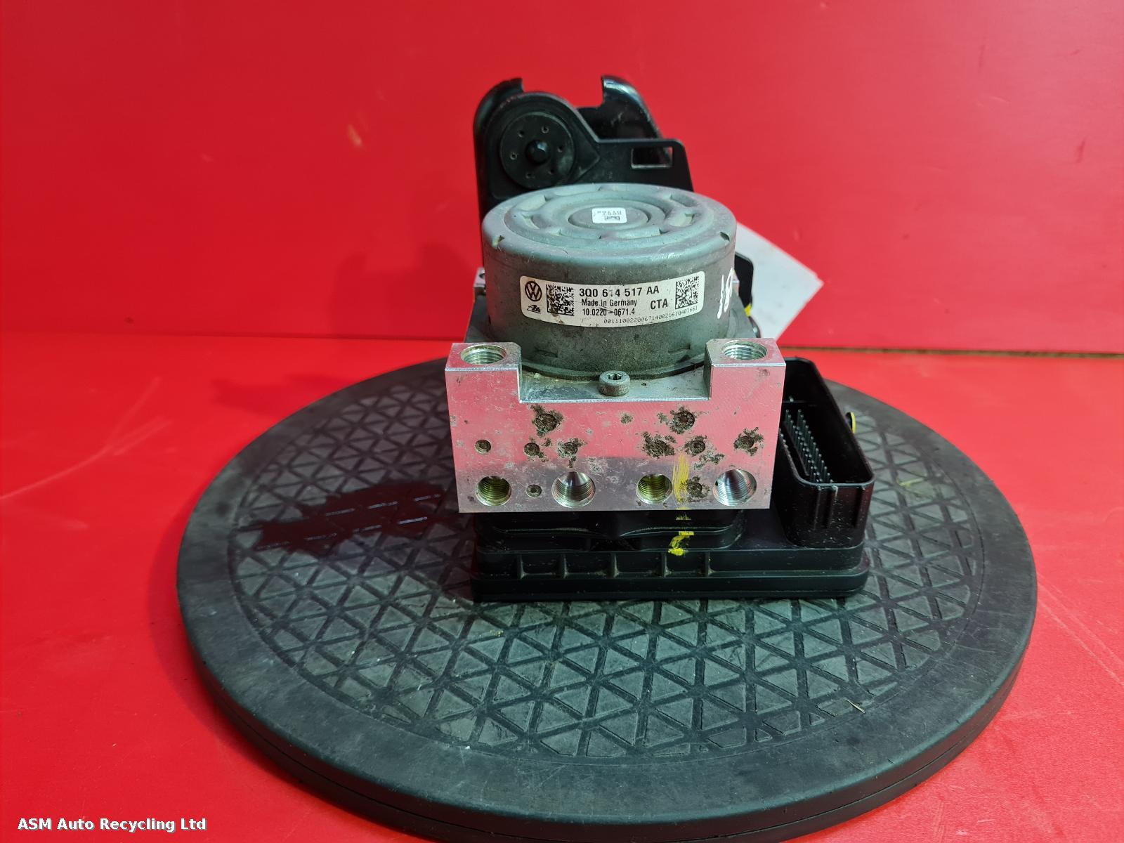 View Auto part ABS Pump/Modulator Volkswagen Golf 2016