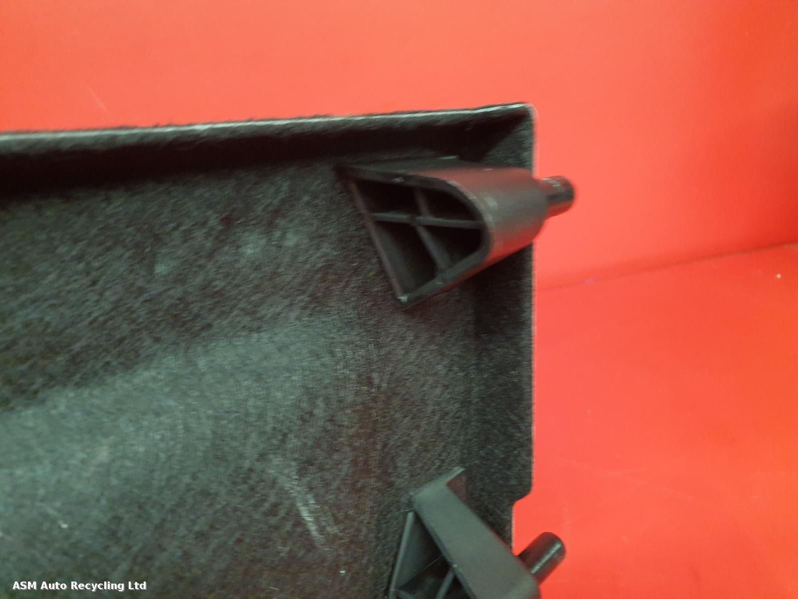 View Auto part Parcel Shelf Bmw X1 2020