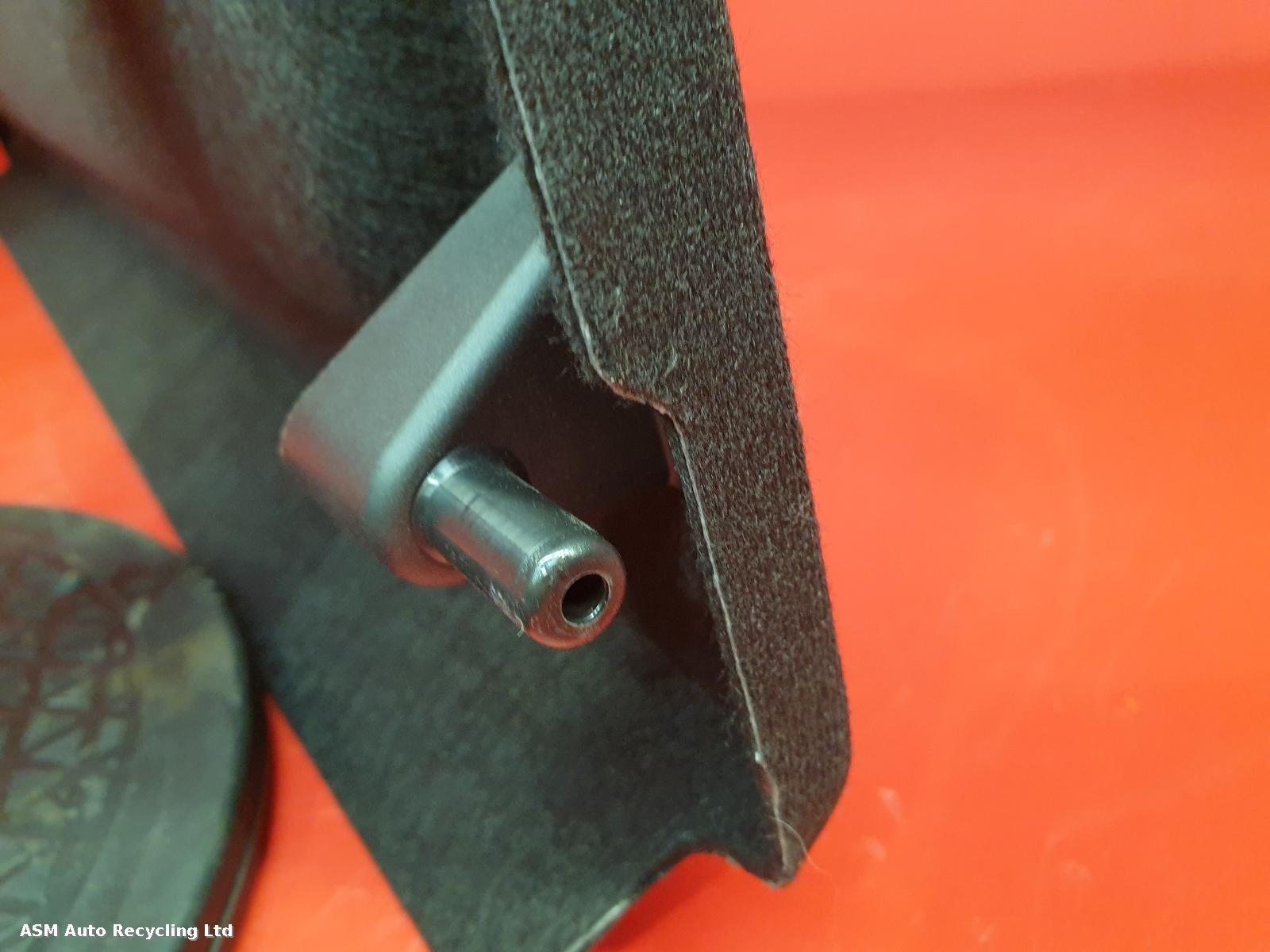 View Auto part Parcel Shelf Bmw X1 2020