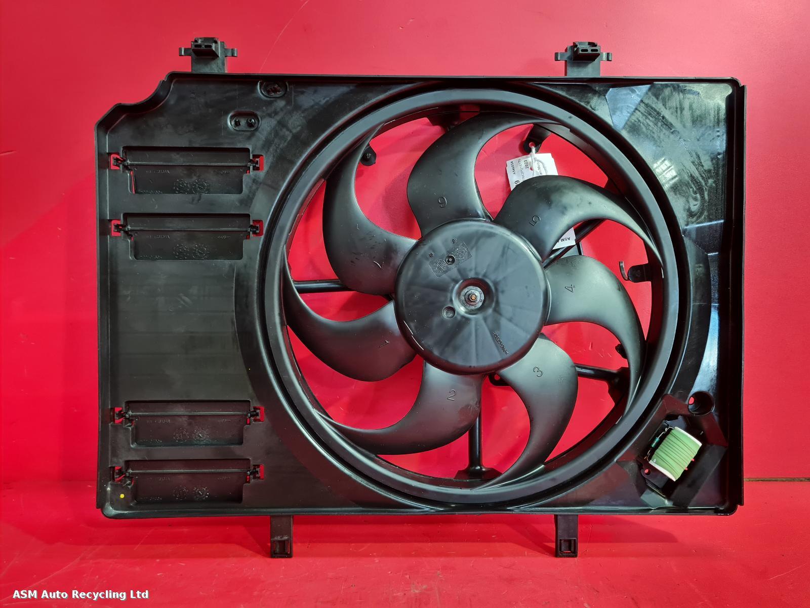 View Auto part Engine Cooling Motor Ford Puma 2023