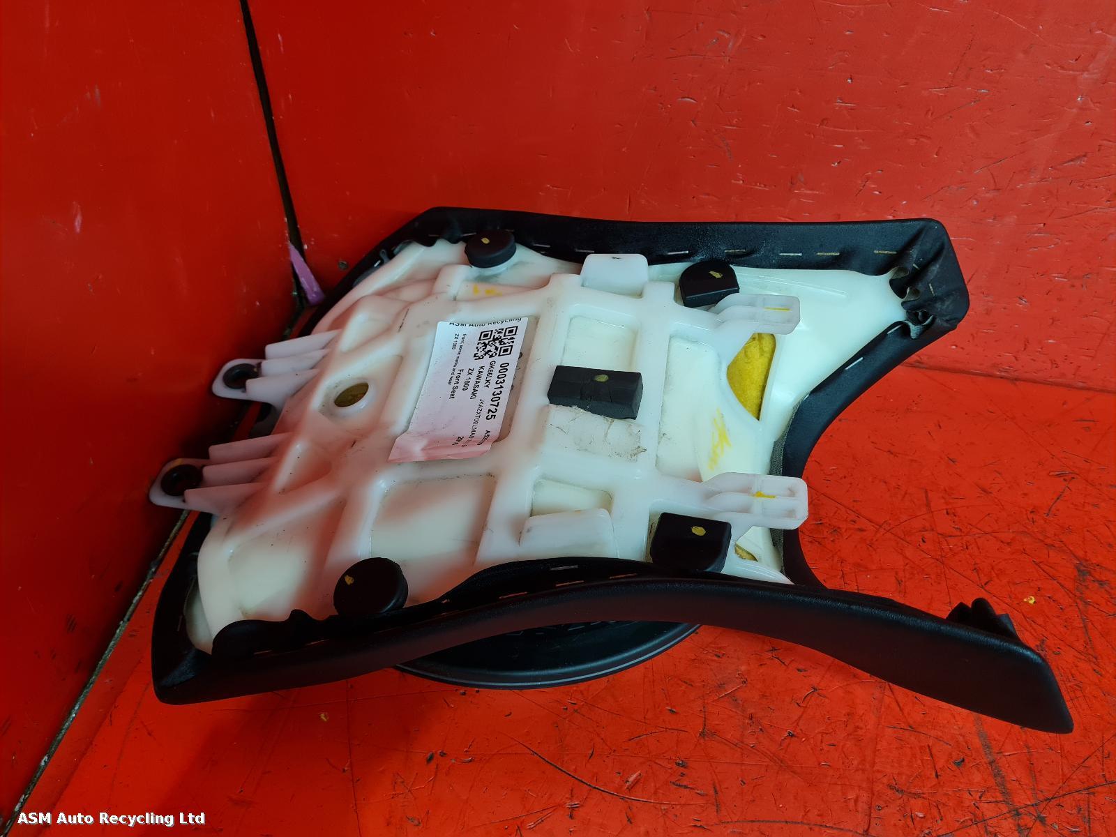 View Auto part Front Seat Kawasaki Zx 1000 2016