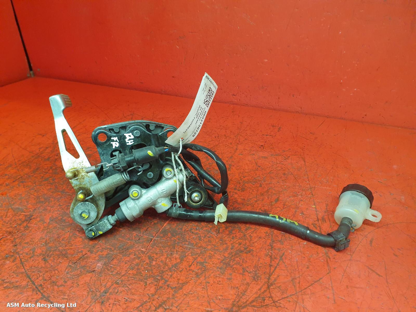 View Auto part Right Footrest Kawasaki Zx 1000 2016