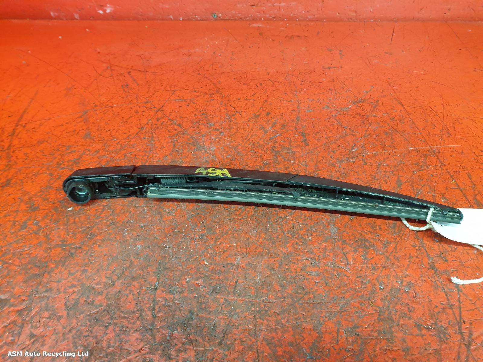 View Auto part Wiper Arm Renault Captur 2018