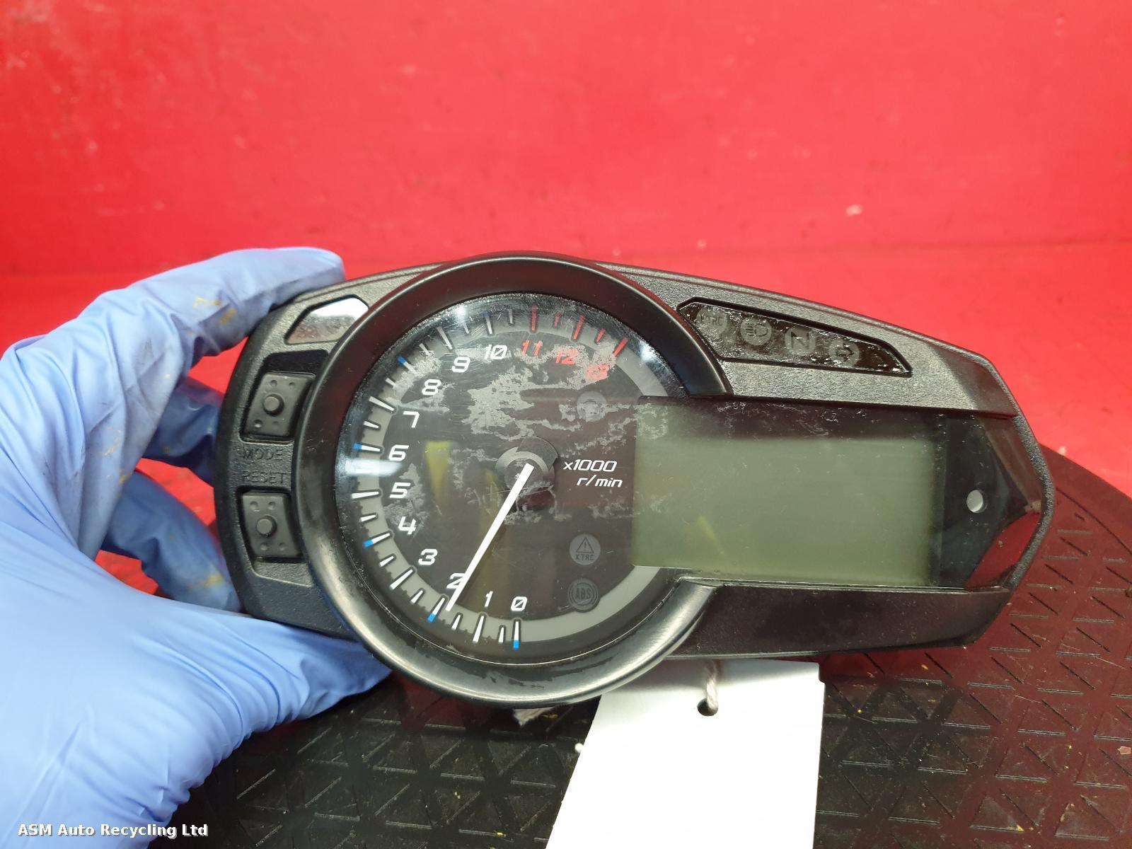 View Auto part Speedometer Kawasaki Zx 1000 2016