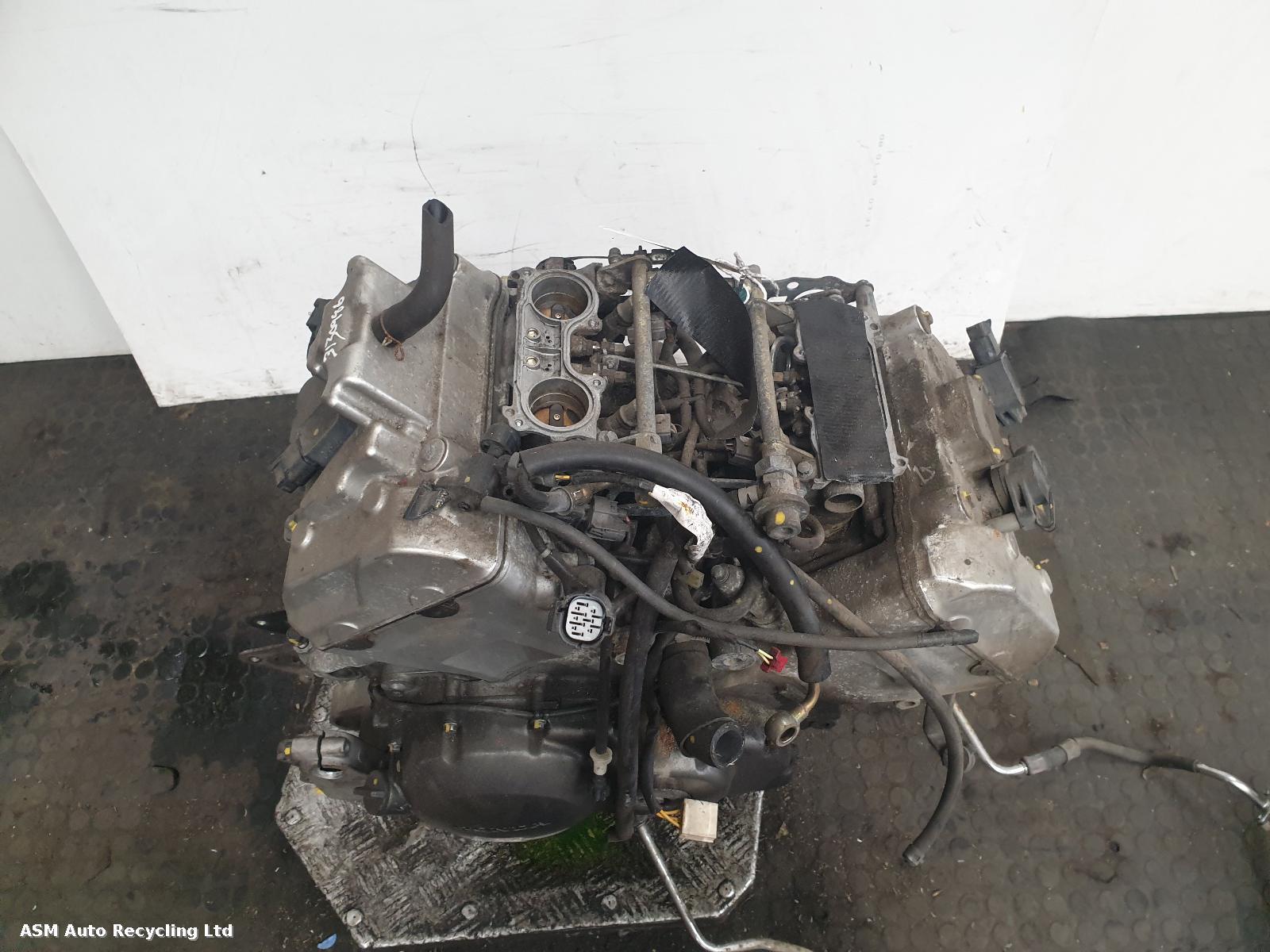 View Auto part Engine Honda Vfr800 2003