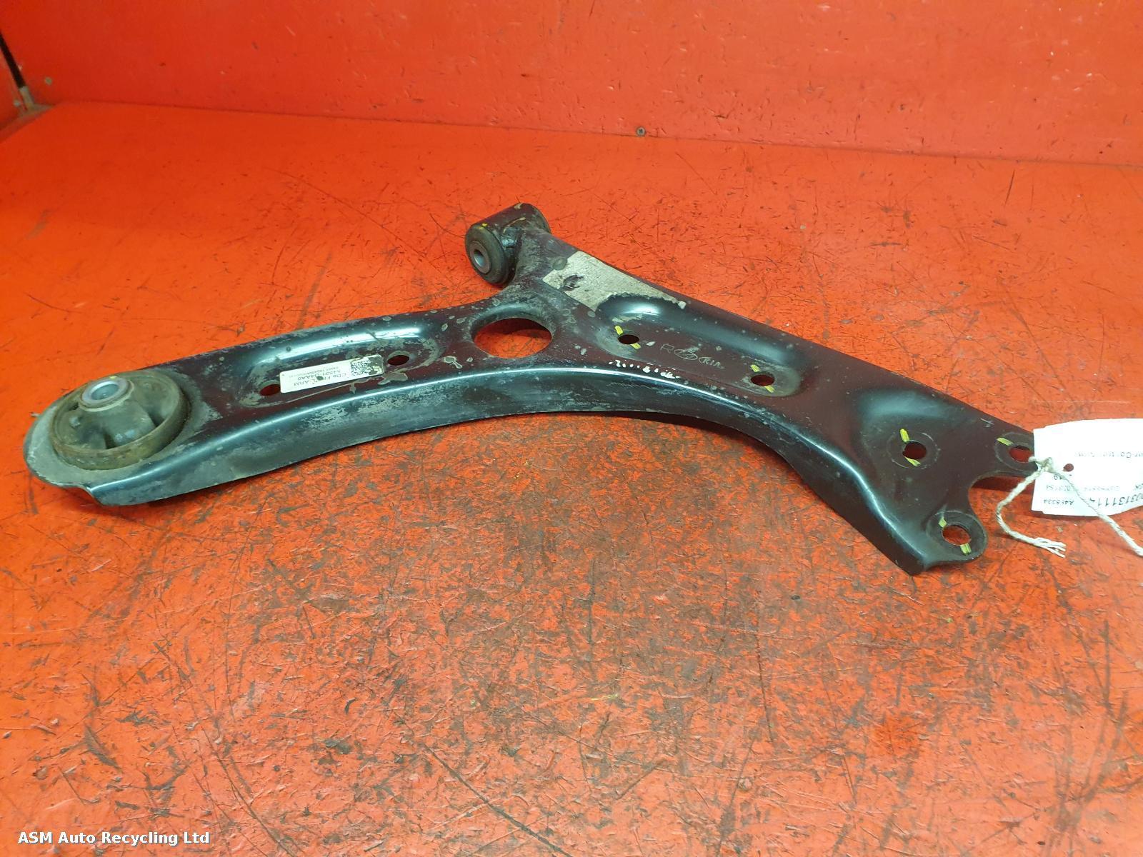 View Auto part RF Lower Control Arm Kia Ceed 2019