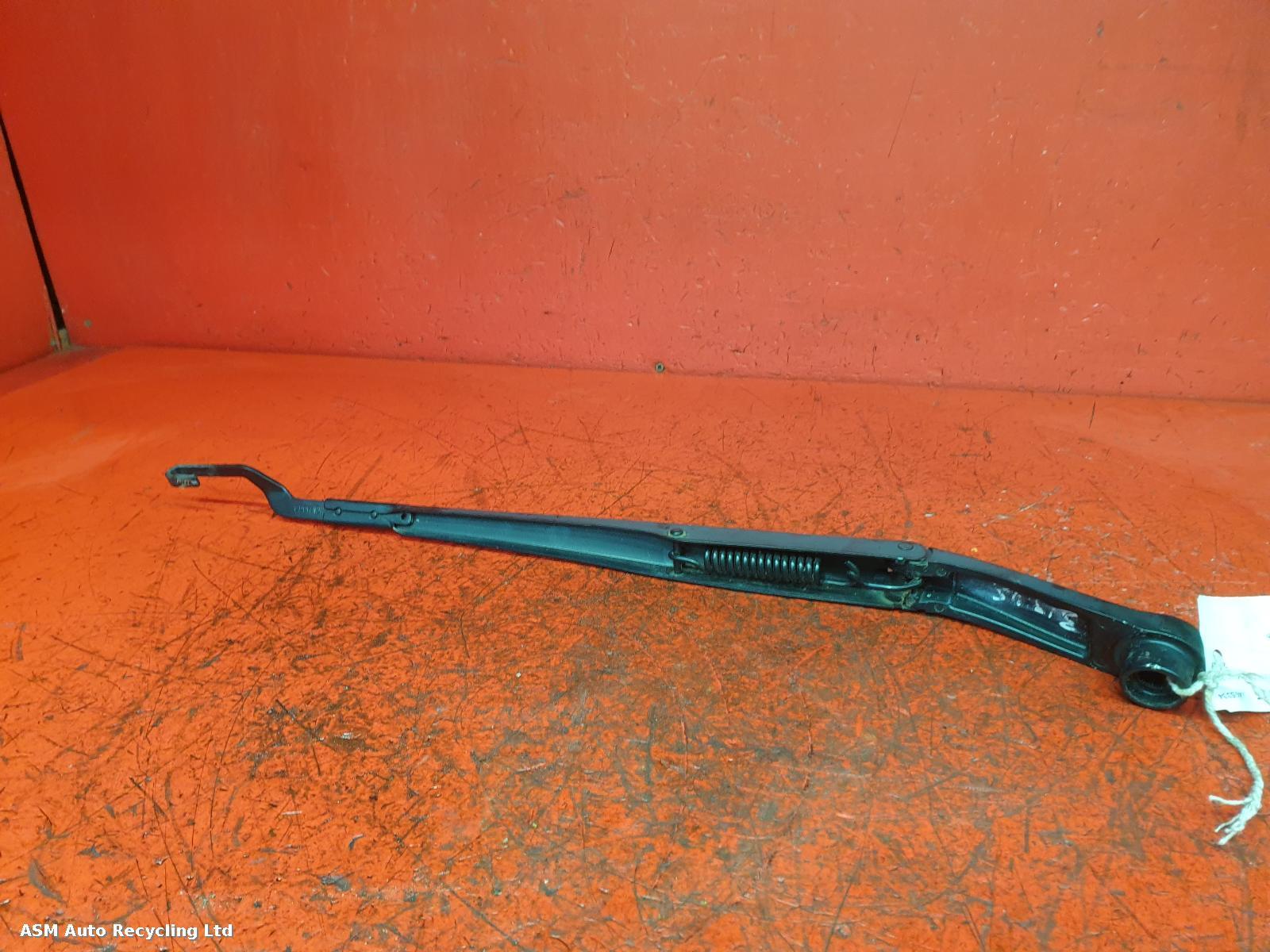 View Auto part Wiper Arm Kia Ceed 2019