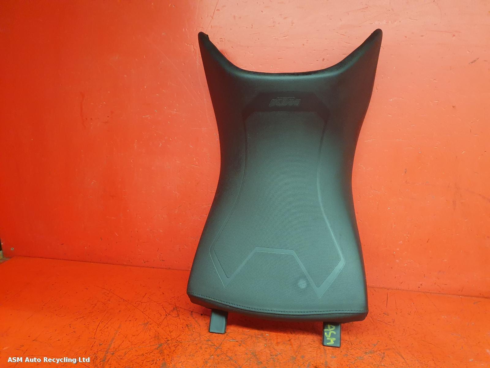 View Auto part Front Seat Ktm 1290 Super Adventure 2020