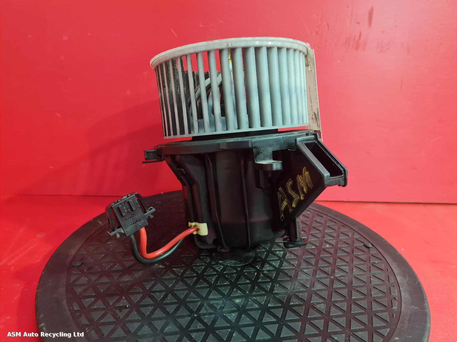 View Auto part Heater Motor/Assembly Audi Q5 2010