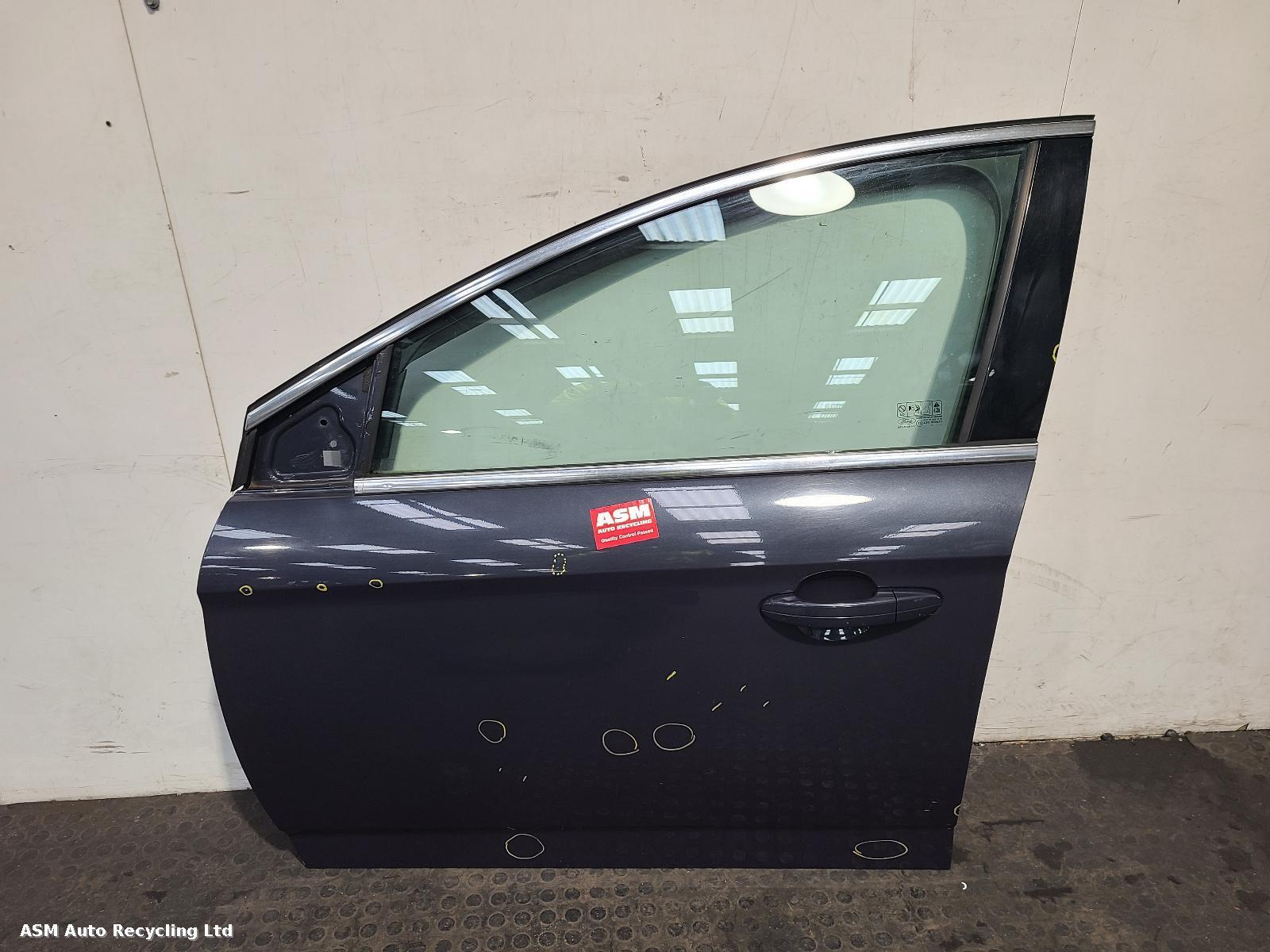 View Auto part L Front Door Ford Mondeo 2012