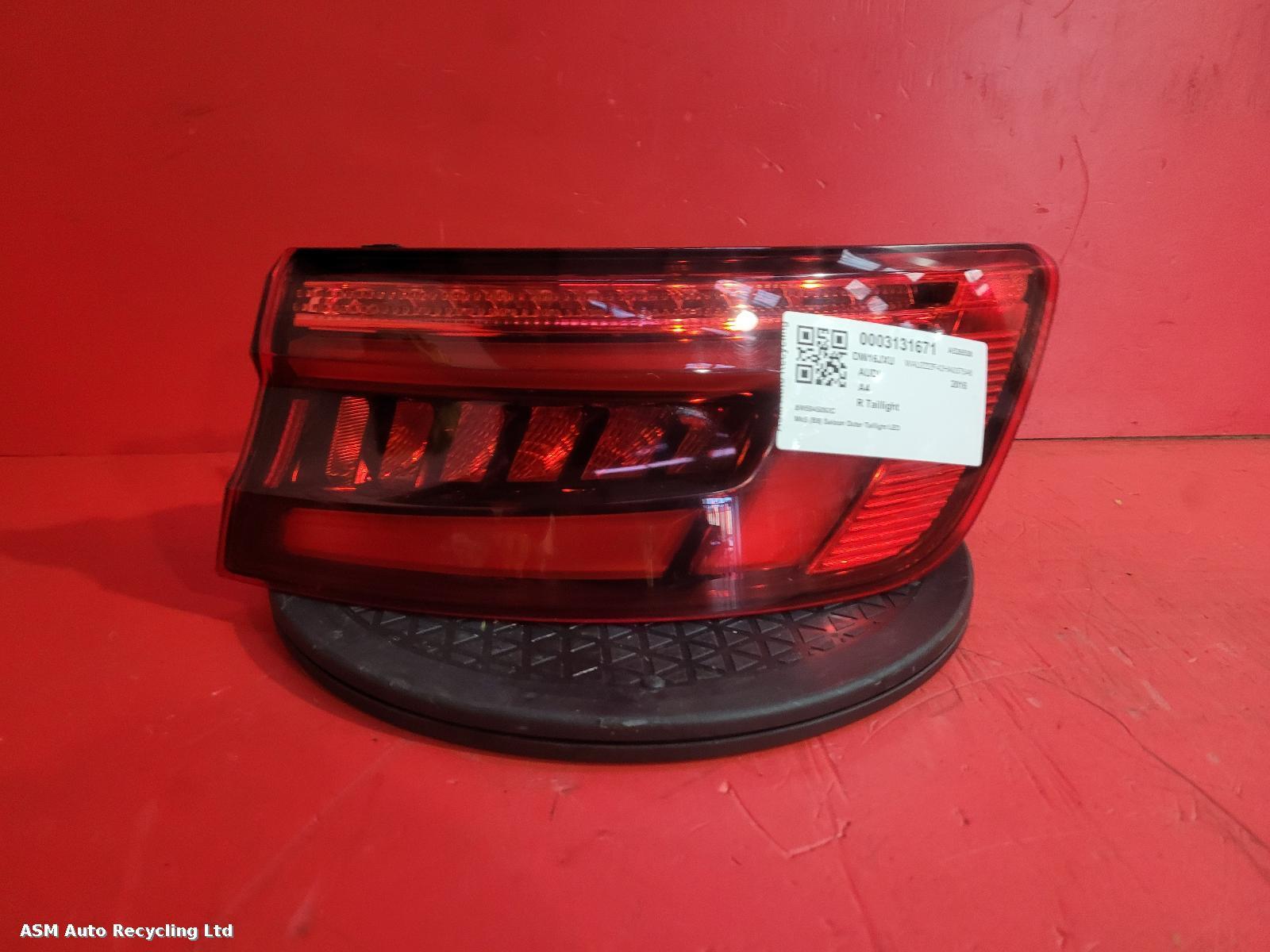 View Auto part R Taillight Audi A4 2016
