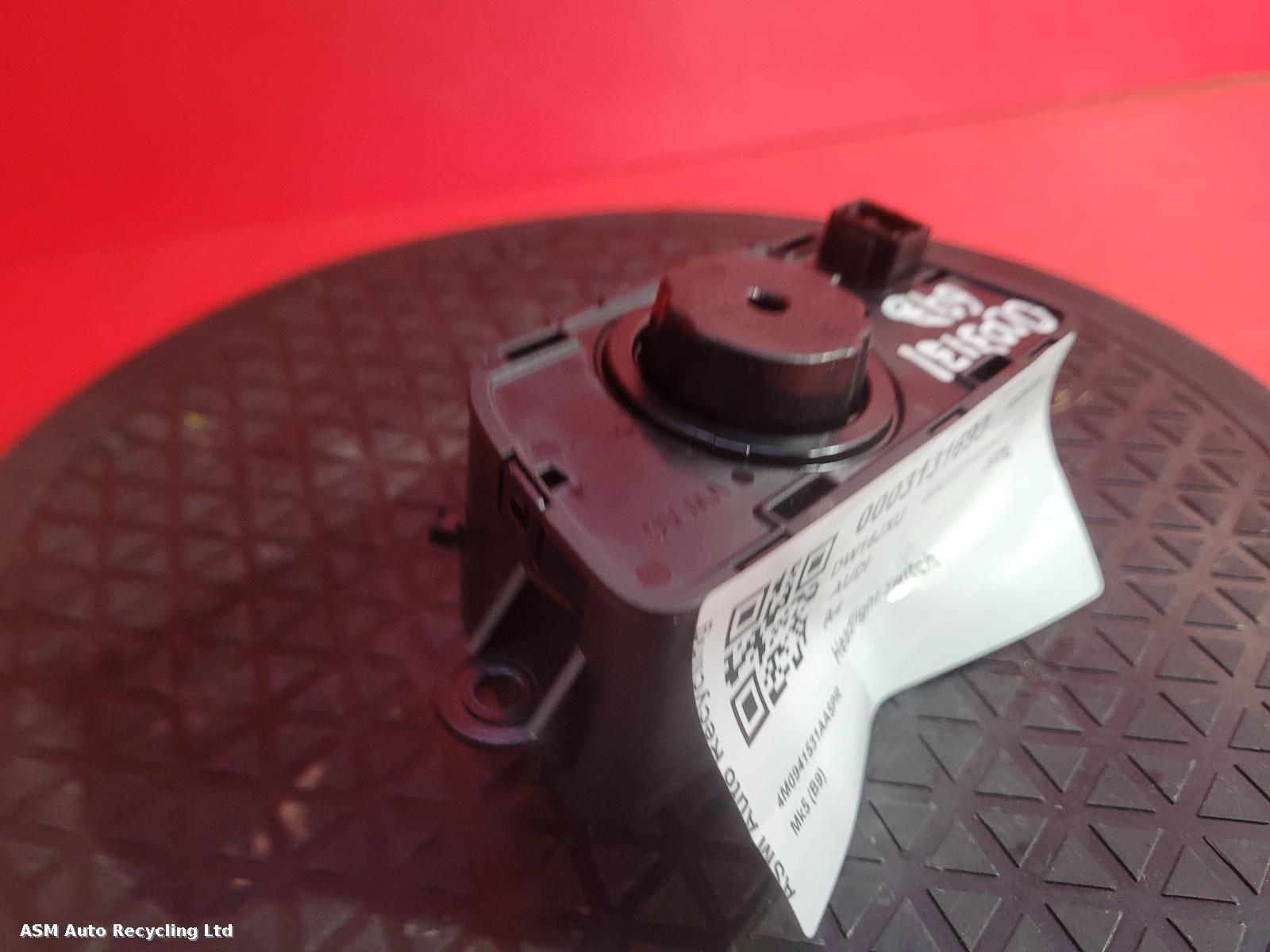 View Auto part Headlight Switch Audi A4 2016