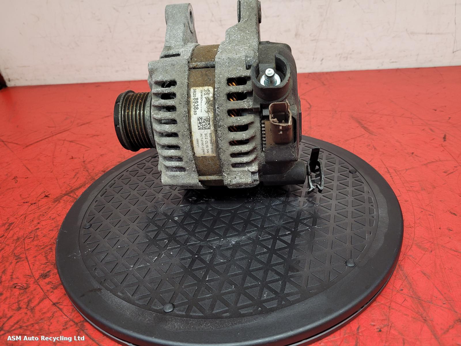 View Auto part Alternator Vauxhall Vivaro 2021