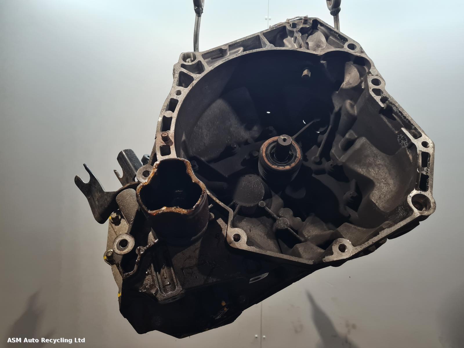 View Auto part Gearbox Nissan Note 2014