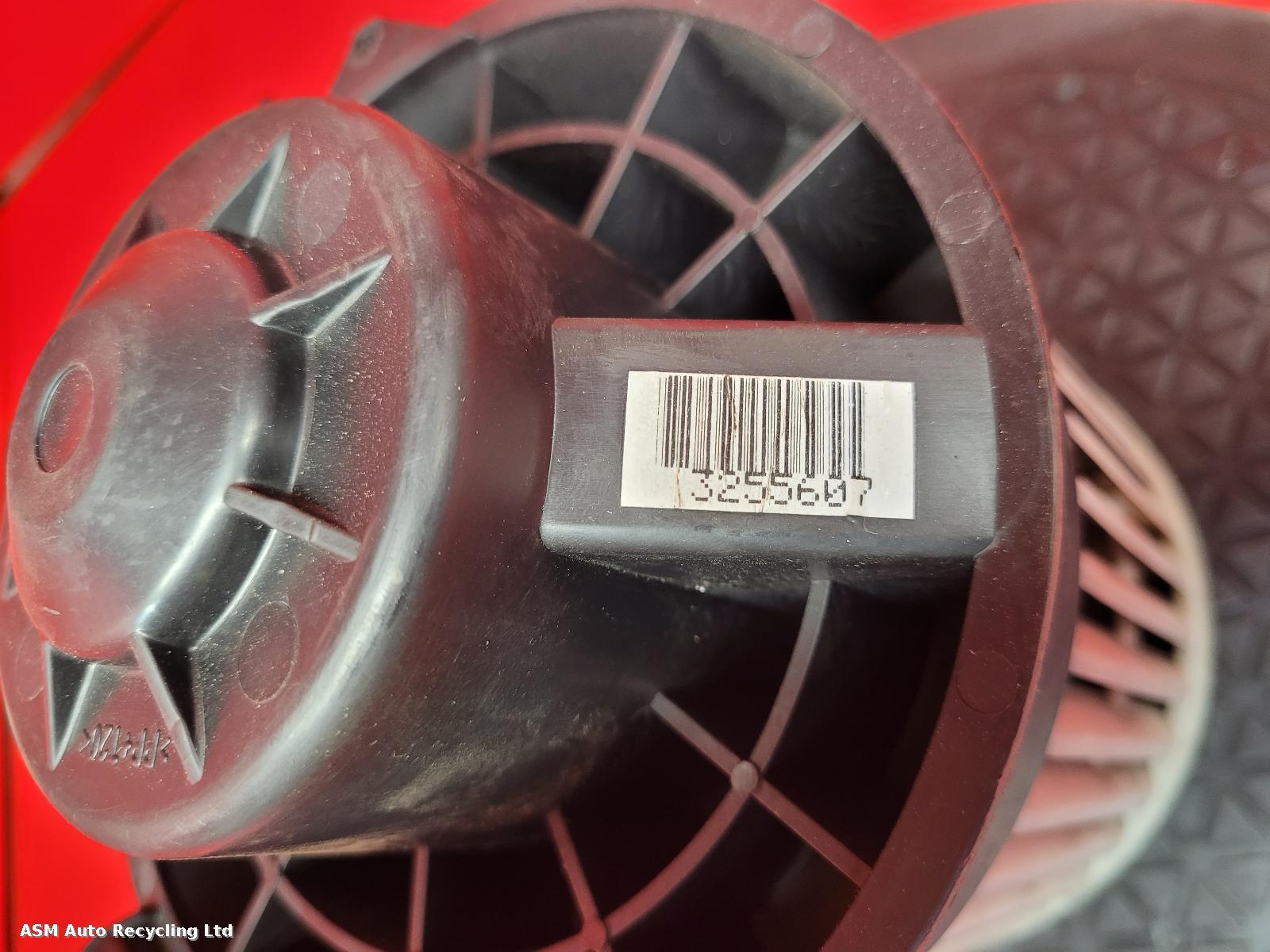 View Auto part Heater Motor/Assembly Nissan Note 2014