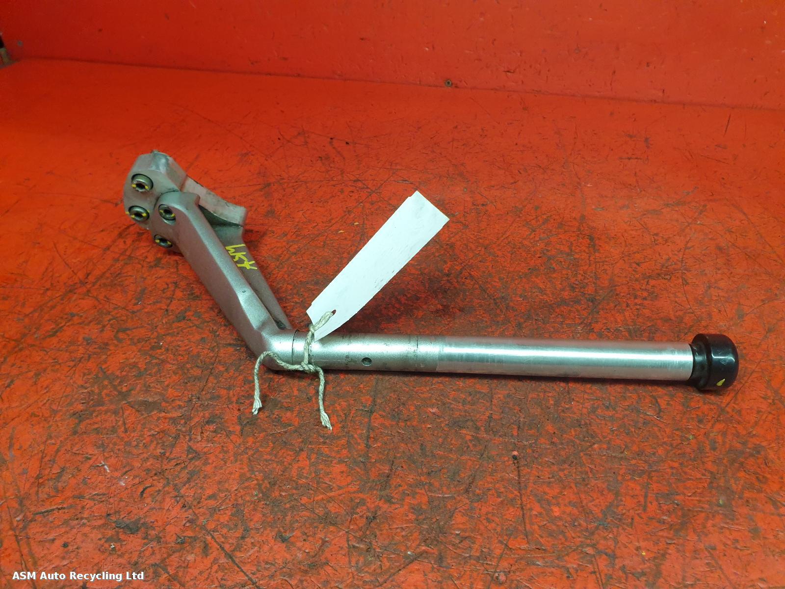 View Auto part Handle Bar Yamaha Fjr1300 2005