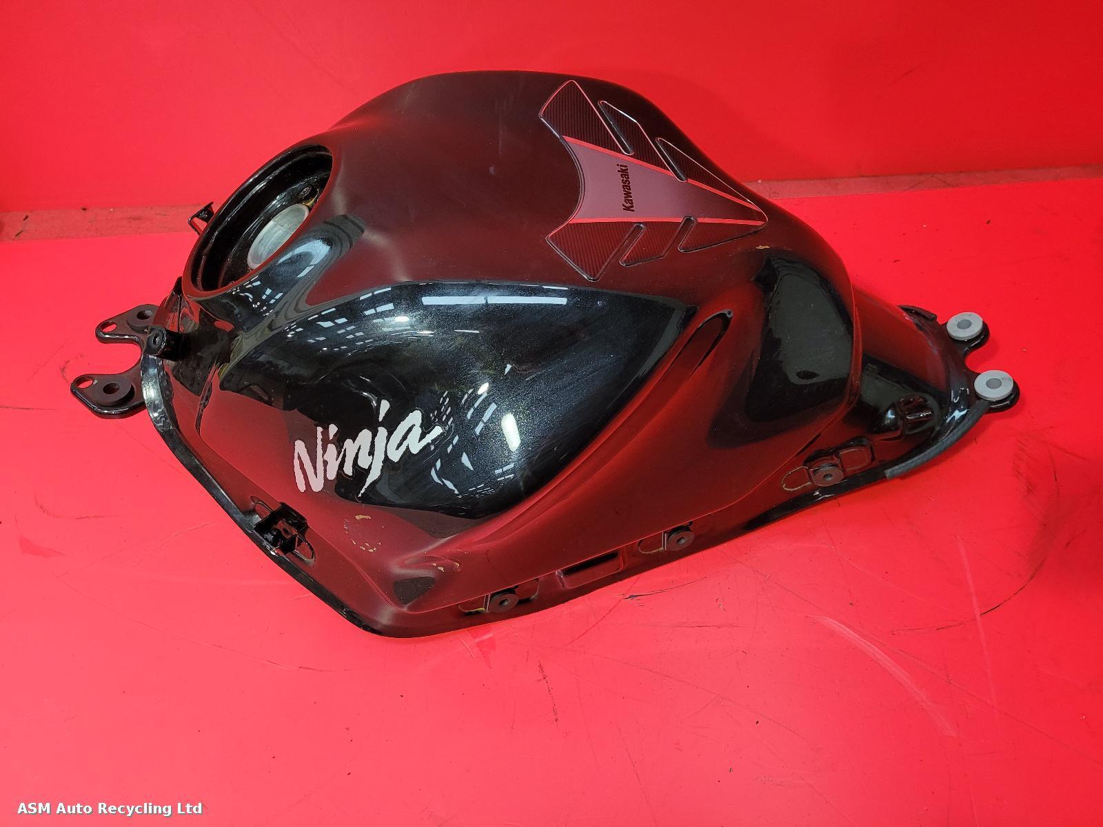 View Auto part Fuel Tank Kawasaki Ninja 650 2020