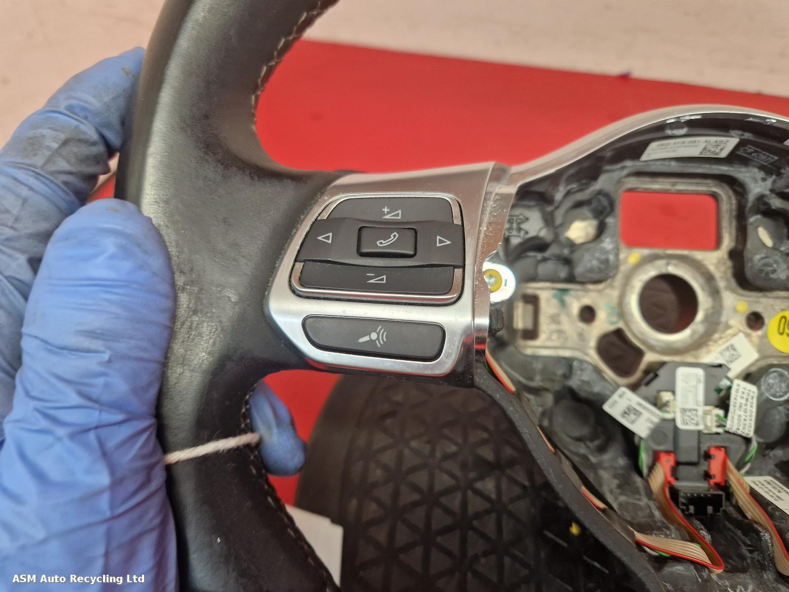 View Auto part Steering Wheel Volkswagen Golf 2012