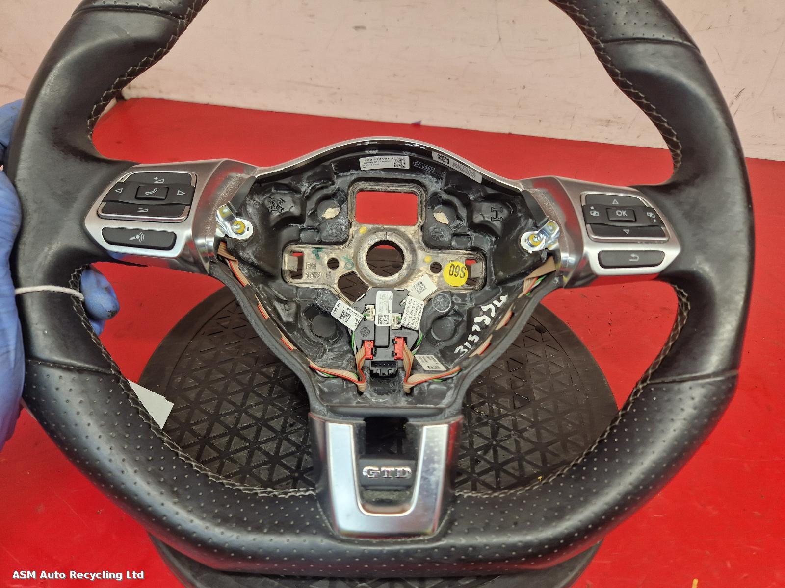 View Auto part Steering Wheel Volkswagen Golf 2012