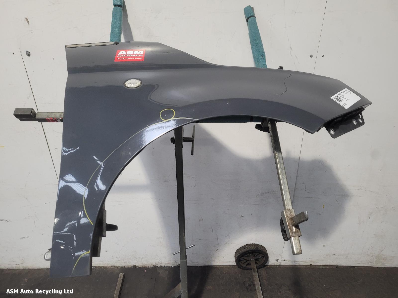 View Auto part R Wing Fiat 500 2011