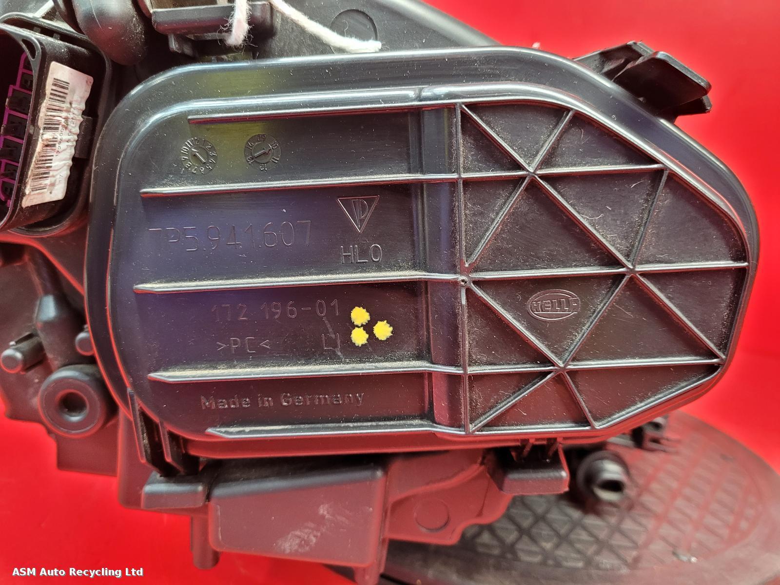 View Auto part L Headlamp Porsche Cayenne 2011
