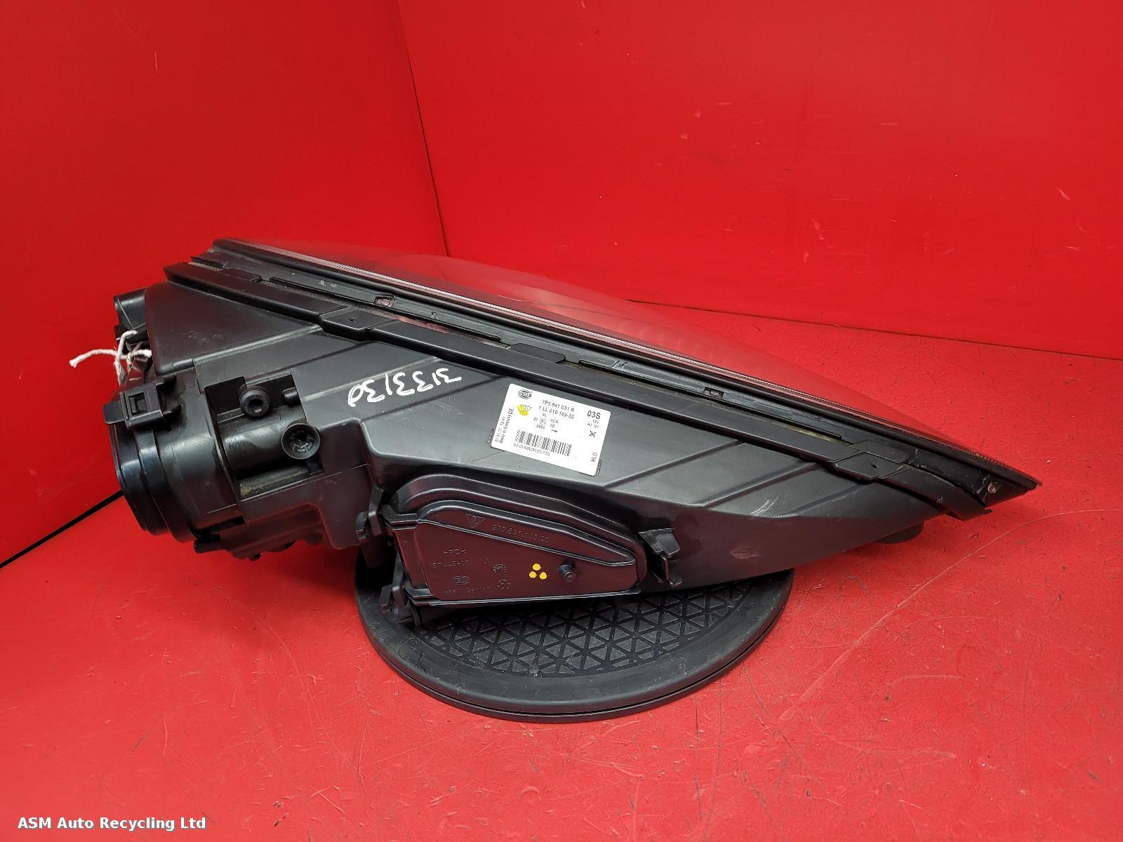 View Auto part L Headlamp Porsche Cayenne 2011