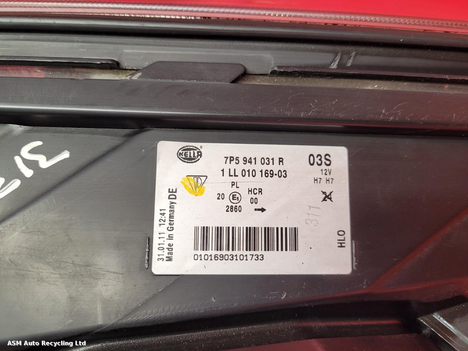 View Auto part L Headlamp Porsche Cayenne 2011