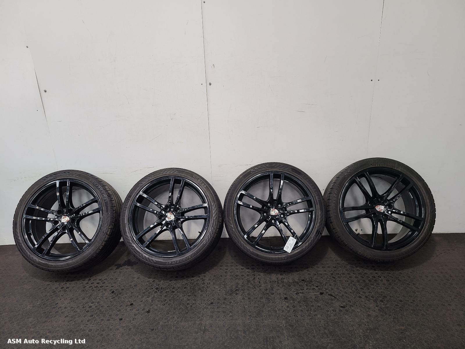 View Auto part Wheel Set Porsche Cayenne 2011