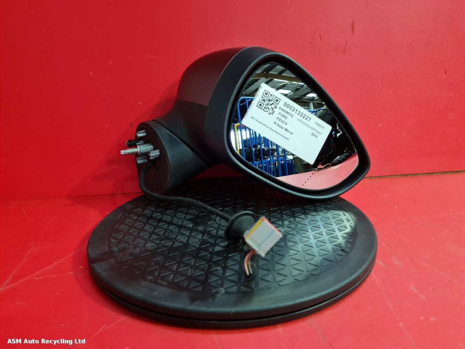 View Auto part R Door Mirror Ford Fiesta 2015