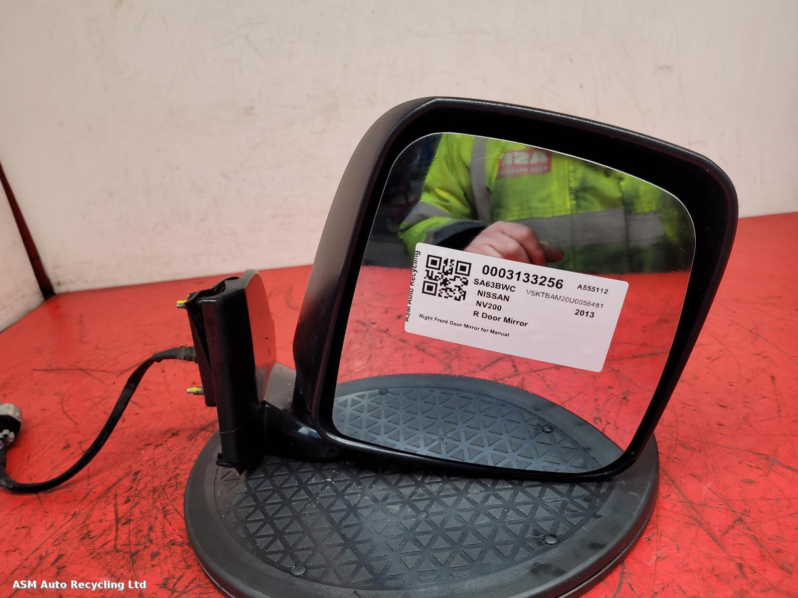 View Auto part R Door Mirror Nissan Nv200 2013