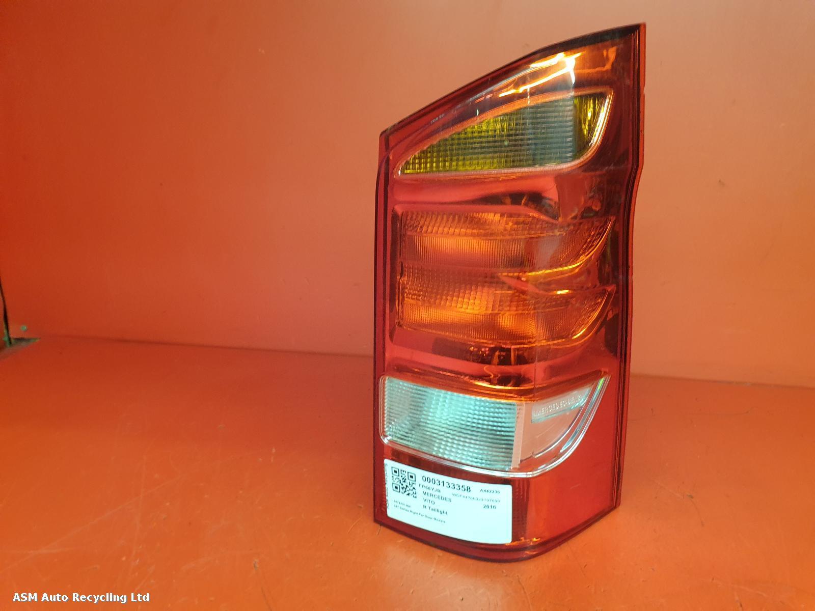 View Auto part R Taillight Mercedes Vito 2016