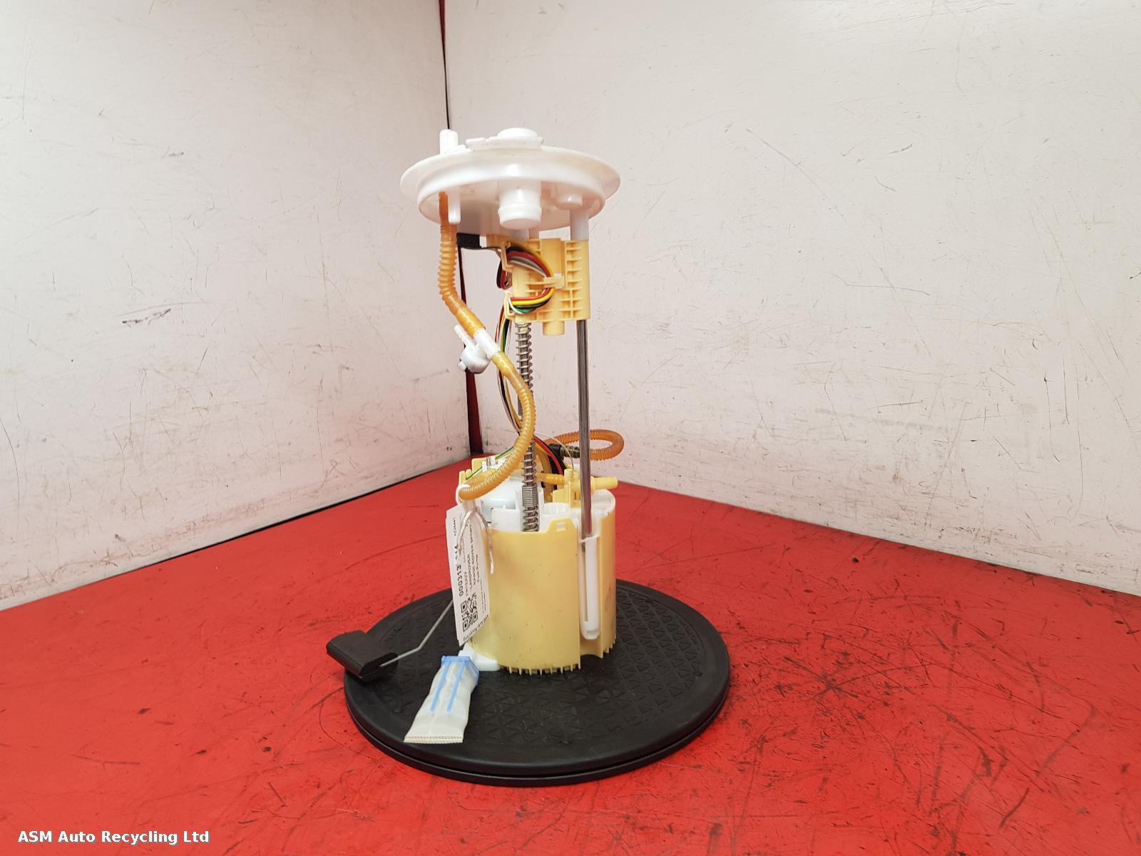 View Auto part Fuel Pump Land Rover Range Rover Sport 2019