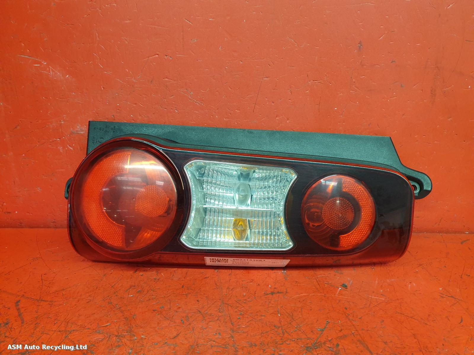View Auto part R Taillight Peugeot Partner 2011