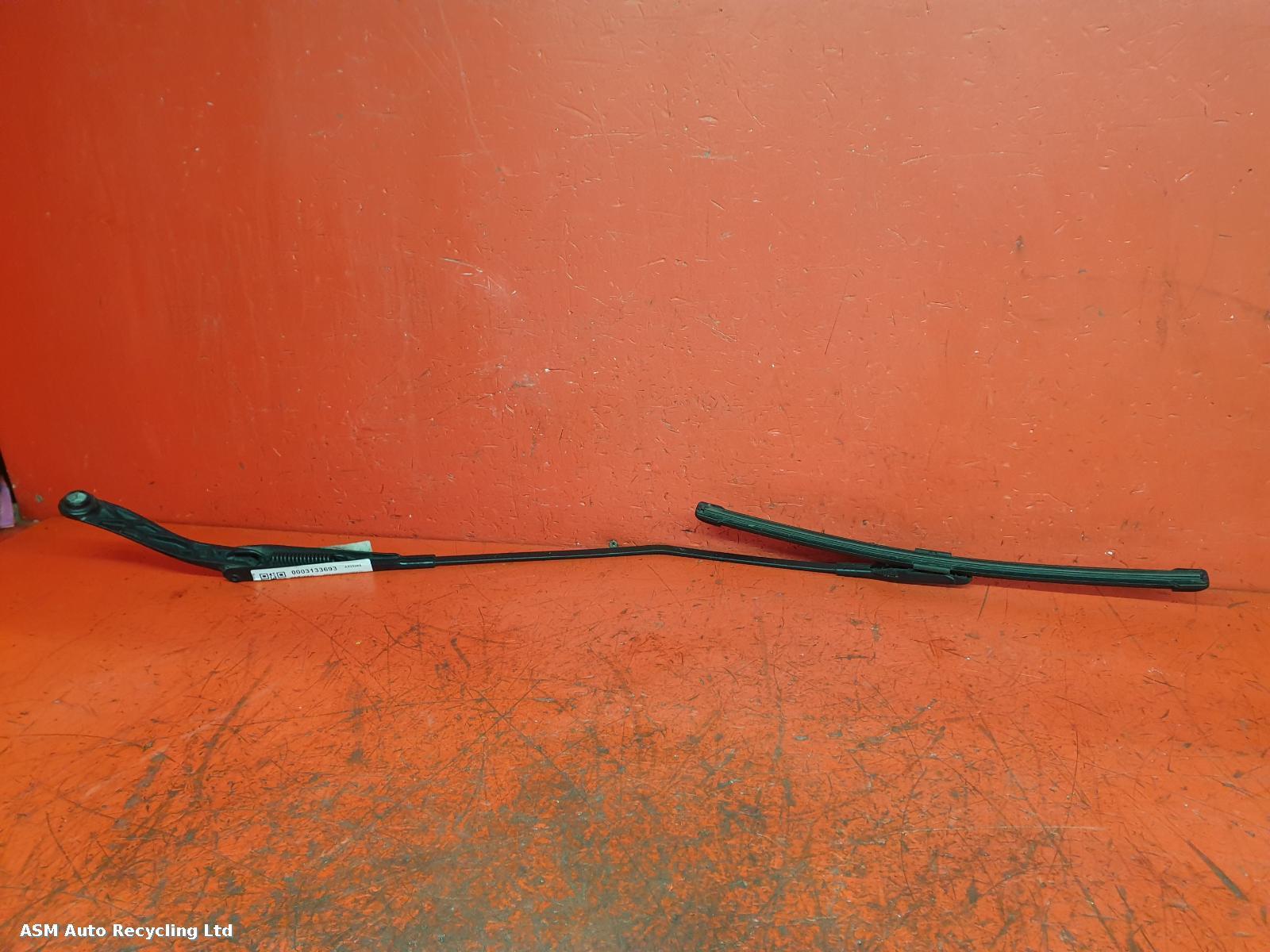 View Auto part Wiper Arm Fiat Punto 2012