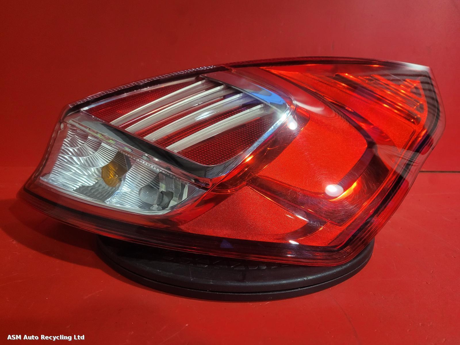 View Auto part R Taillight Ford Fiesta 2015