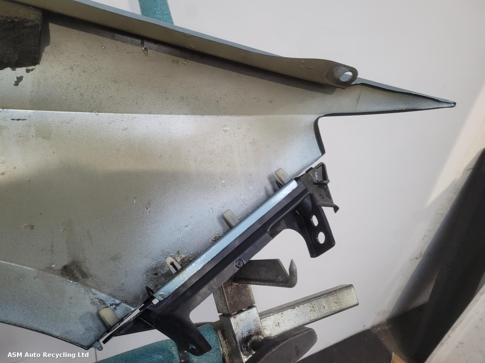 View Auto part L Wing Seat Ibiza 2010