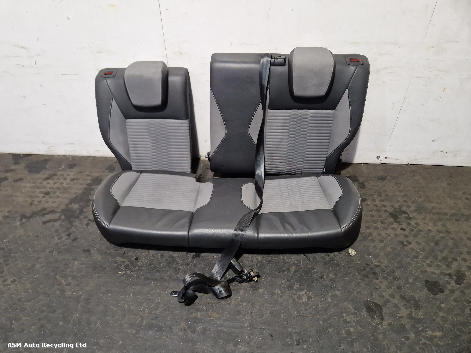 View Auto part Complete Interior Ford Fiesta 2014
