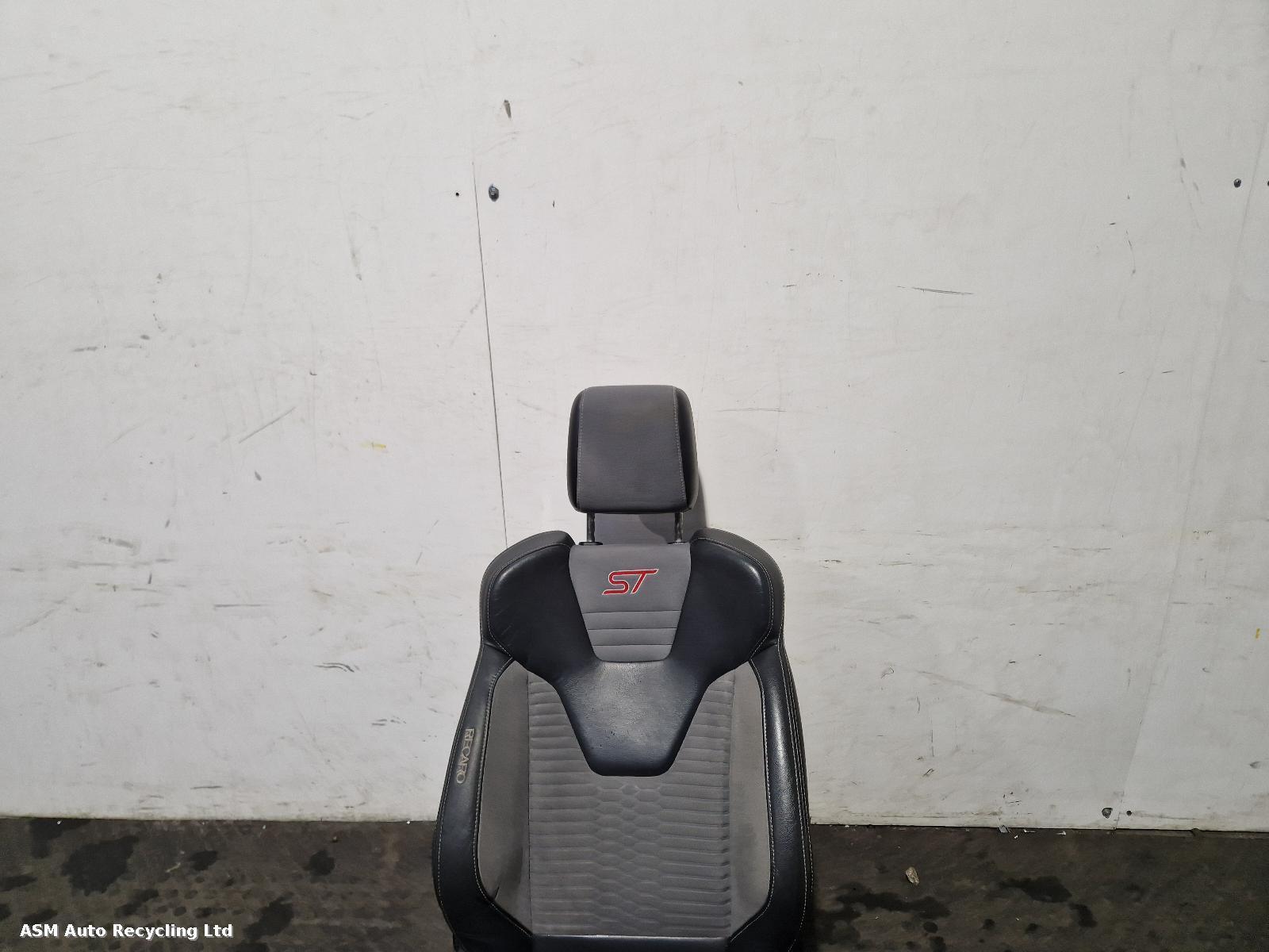 View Auto part Complete Interior Ford Fiesta 2014