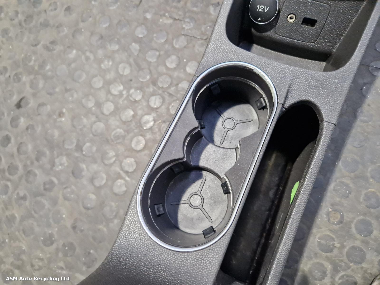View Auto part Complete Interior Ford Fiesta 2014