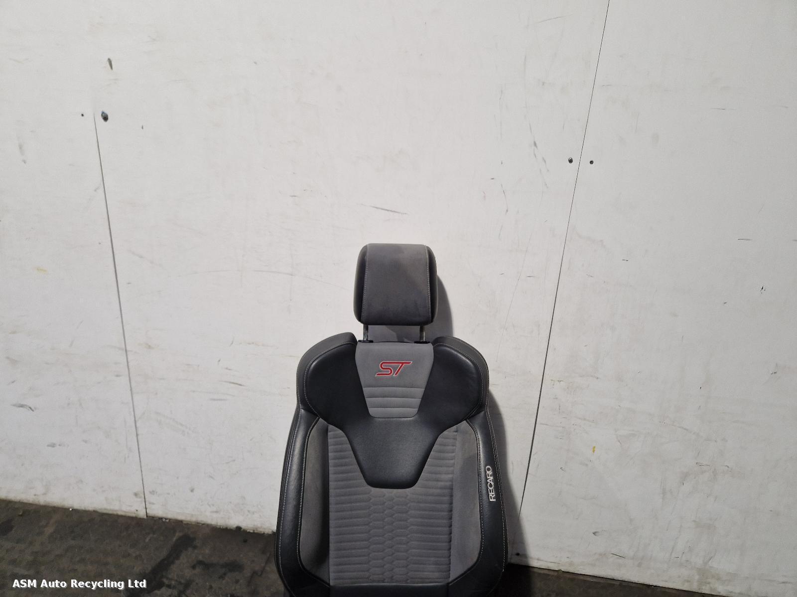 View Auto part Complete Interior Ford Fiesta 2014