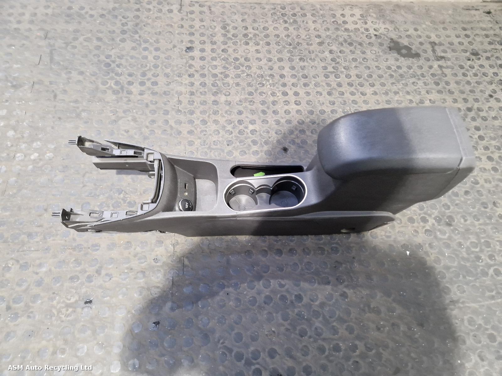 View Auto part Complete Interior Ford Fiesta 2014