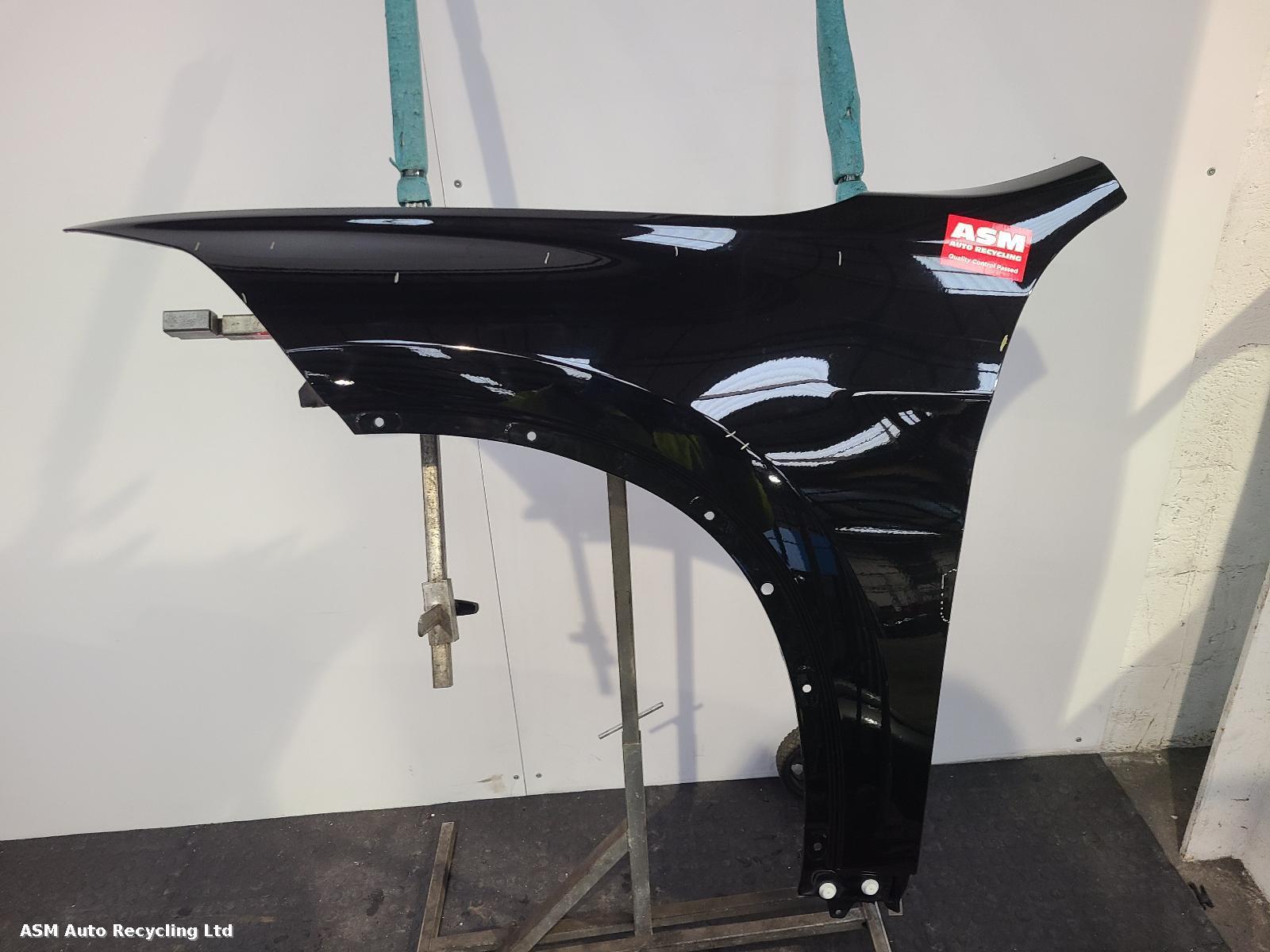 View Auto part L Wing Bmw X1 2018