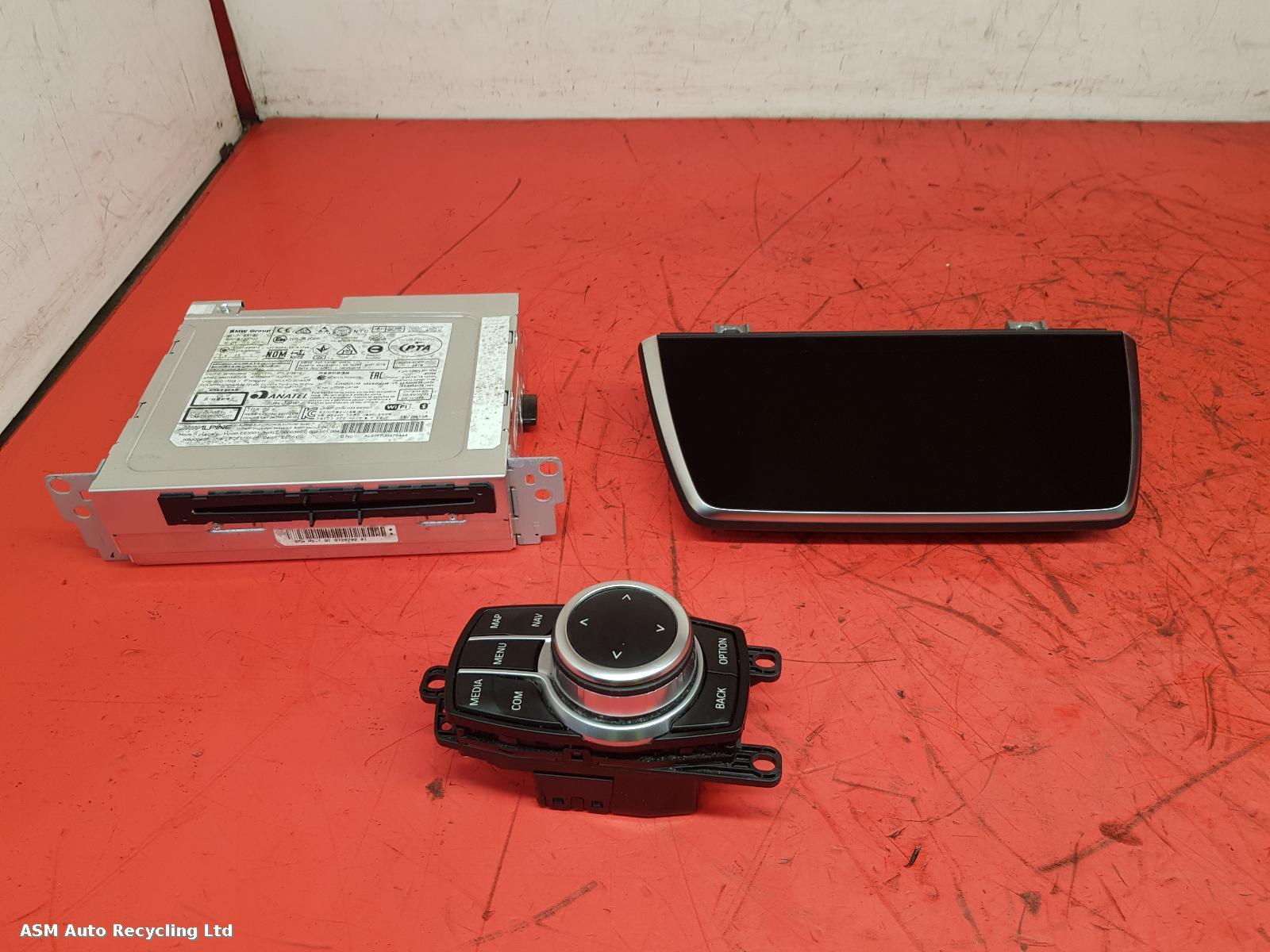 View Auto part Radio Display Bmw X1 2018