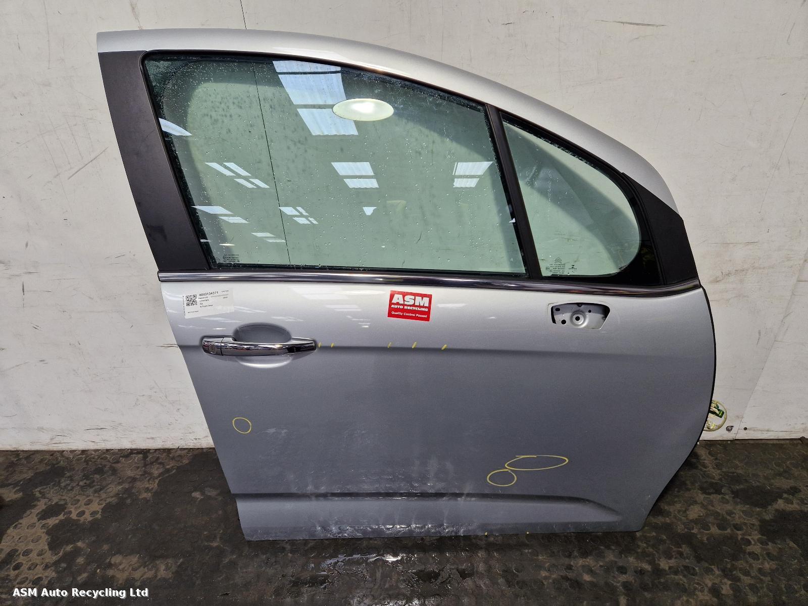 View Auto part R Front Door Citroen C3 2016