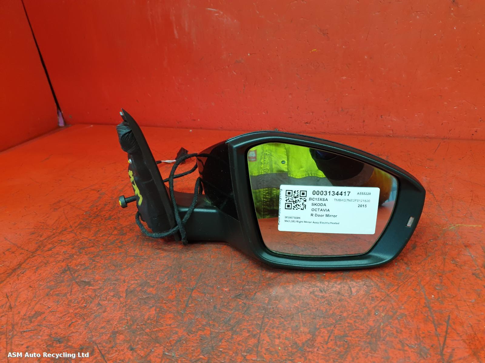 View Auto part R Door Mirror Skoda Octavia 2015